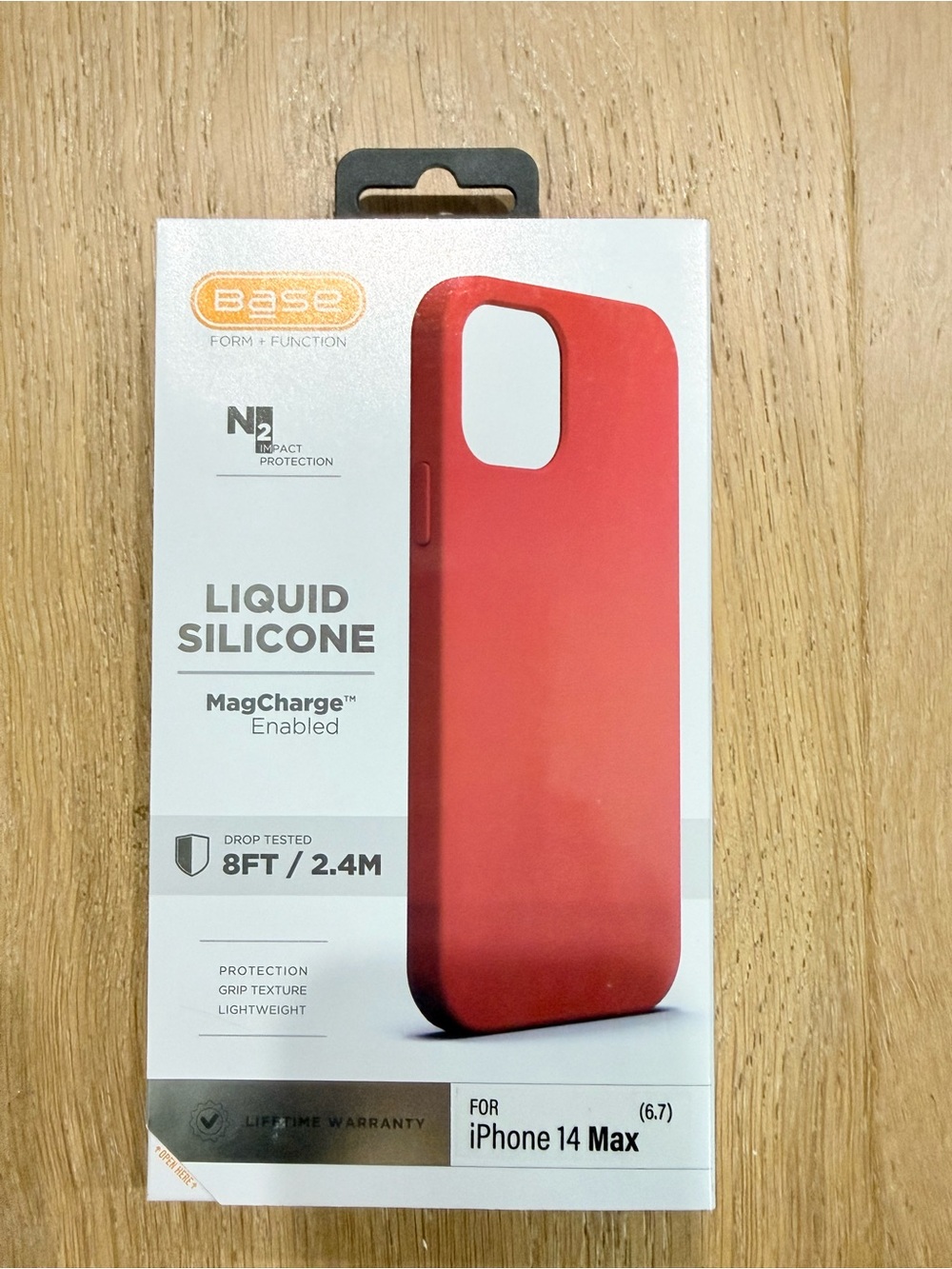 New open box Base Liquid Silicone MagCharge Case for iPhone 14 Max -bright red